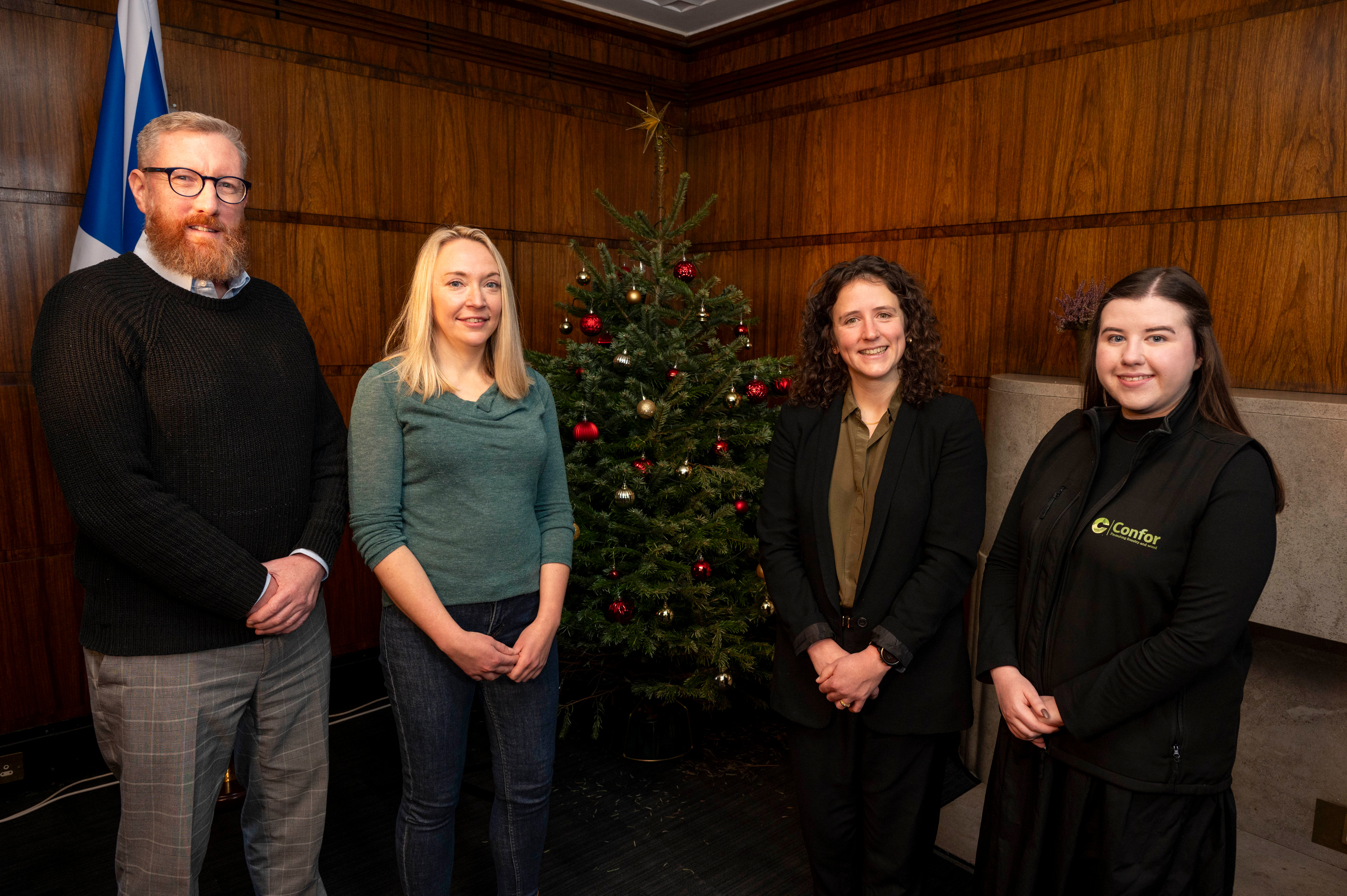 Diarmuid O’Neill (Scottish Government), Jackie Arbuthnott (RTS Forestry), Mairi Gougeon MSP & Eleanor O'Neill (Confor)
