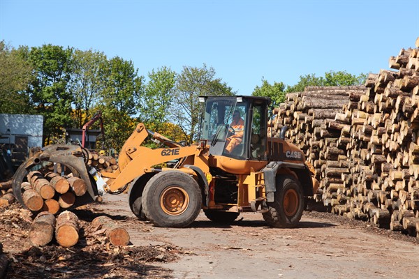 liftfork timber yard