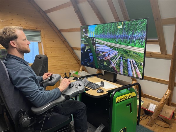 Forwarder simulator